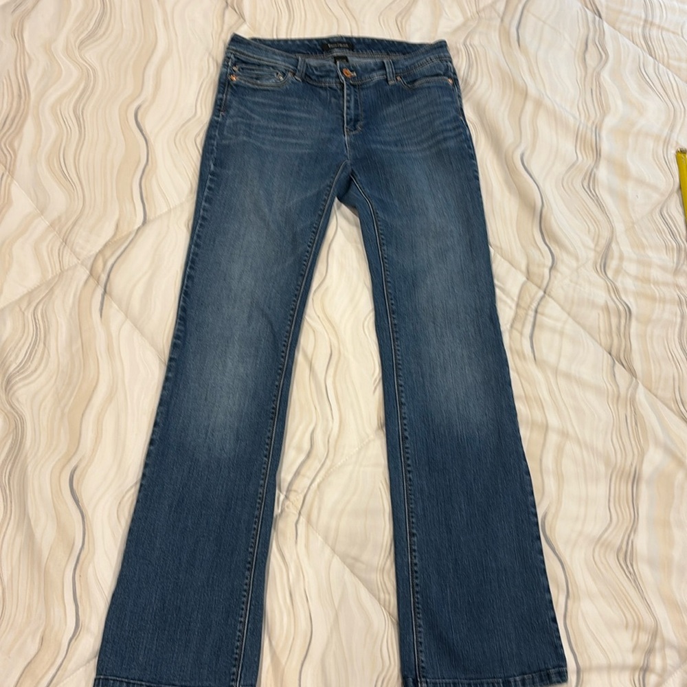 White House Black Market boot cut women’s mid rise jeans size 4 regular